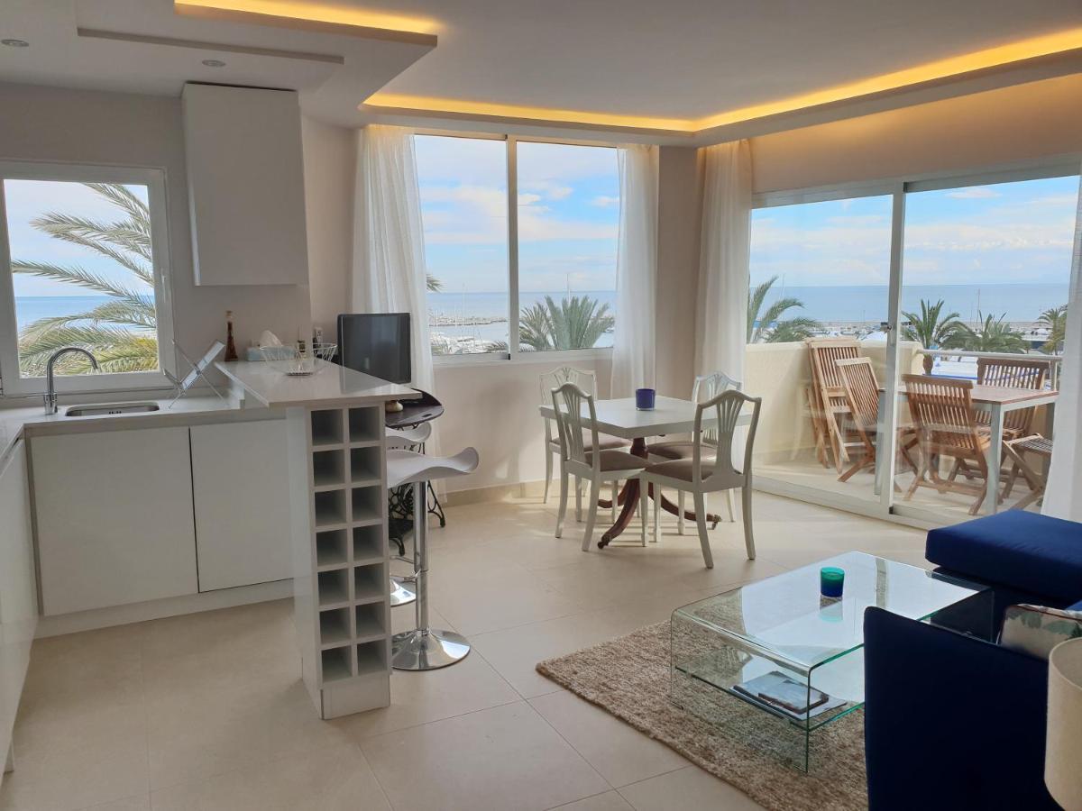 Fantastic Apartment In Front Of The Sea & Marina Estepona Exteriör bild